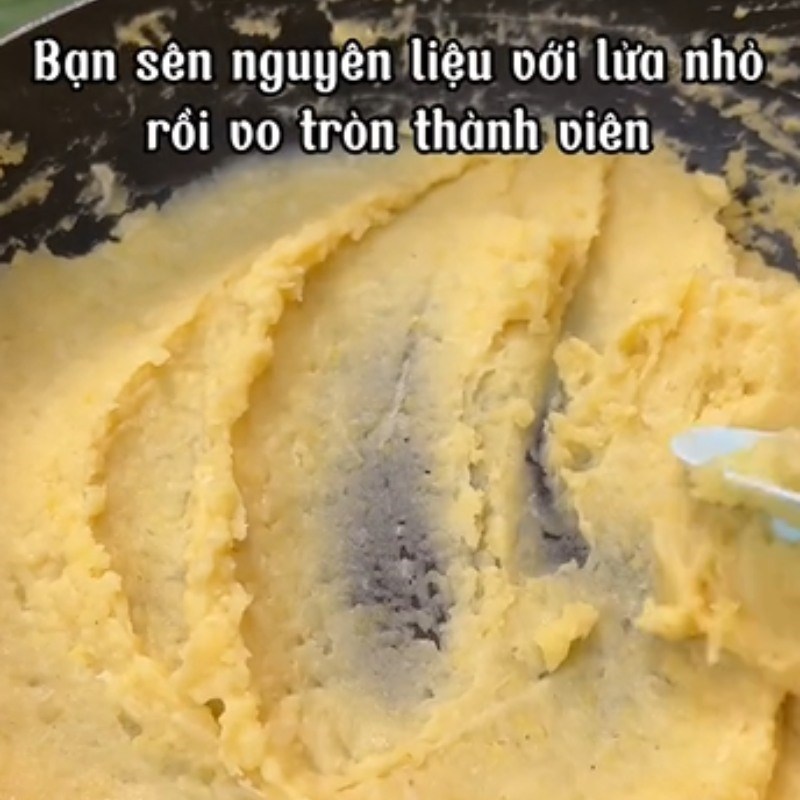 Bước 3 Sên nhân Bánh bao bí đỏ nhân đậu xanh