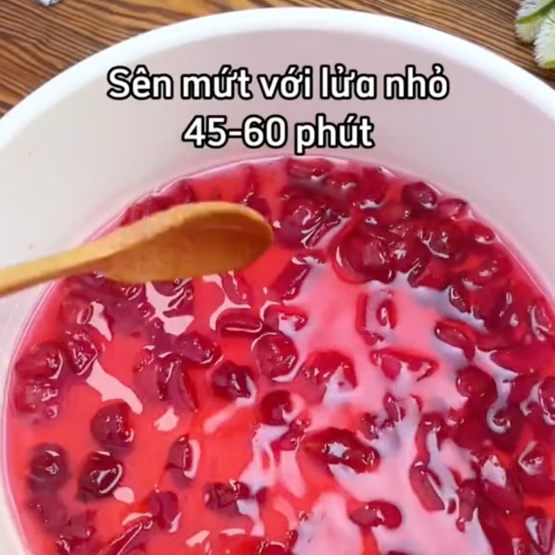Bước 3 Sên phần mứt mận Trà mận hà nội (Công thức từ tiktok Vào bếp cùng Điện máy XANH)