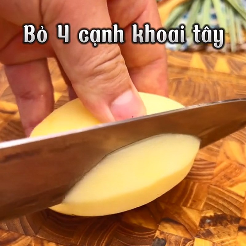 Bước 1 Sơ chế nguyên liệu Khoai tây lốc xoáy (Công thức được chia sẻ từ TikTok Vào bếp cùng Điện máy XANH)