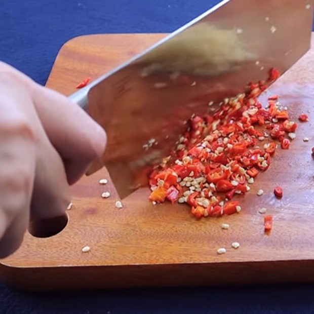 Bước 1 Sơ chế nguyên liệu Mì quảng trộn chay (Nấm bào ngư)