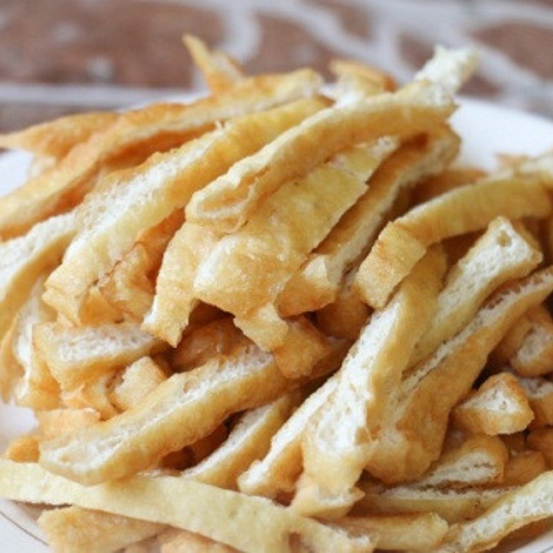 Bước 2 Sơ chế nguyên liệu khác Gỏi khổ qua chay với nấm đùi gà