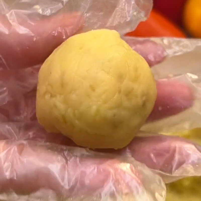 Bước 2 Tạo hình bánh khoai lang phô mai Bánh khoai lang phô mai (Công thức được chia sẻ từ TikTok Vào bếp cùng Điện máy XANH)