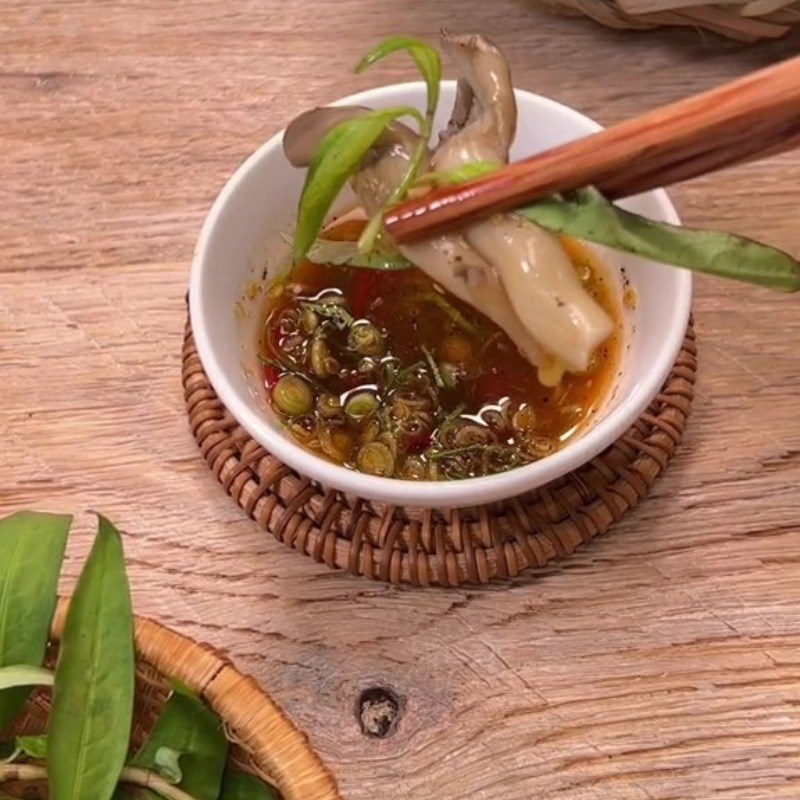 Bước 4 Thành phẩm Nấm bào ngư hấp sả lá chanh kèm nước chấm