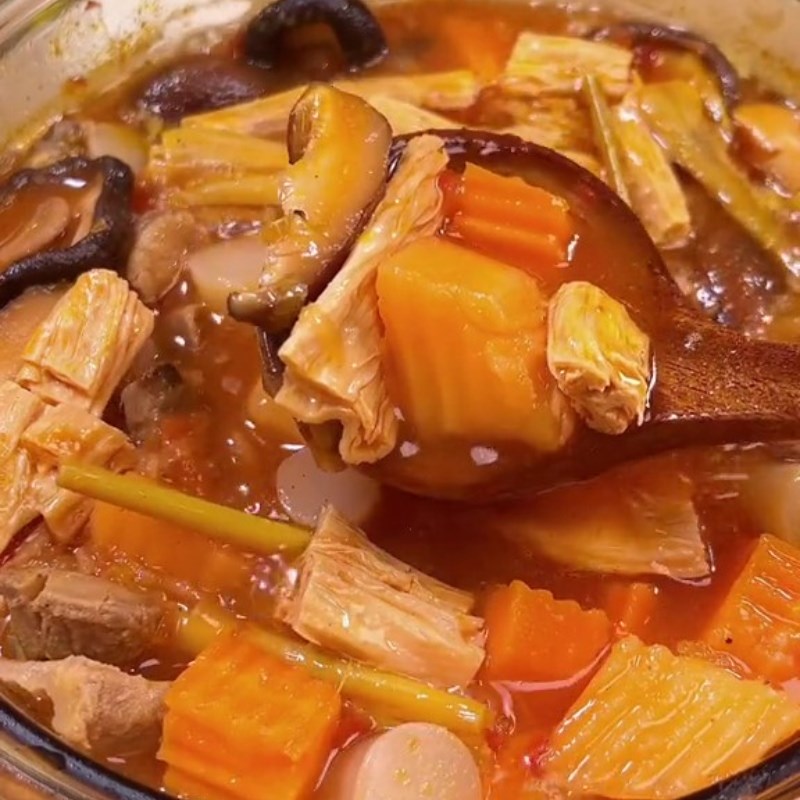 Bước 4 Thành phẩm Bò kho chay bằng nấm đông cô
