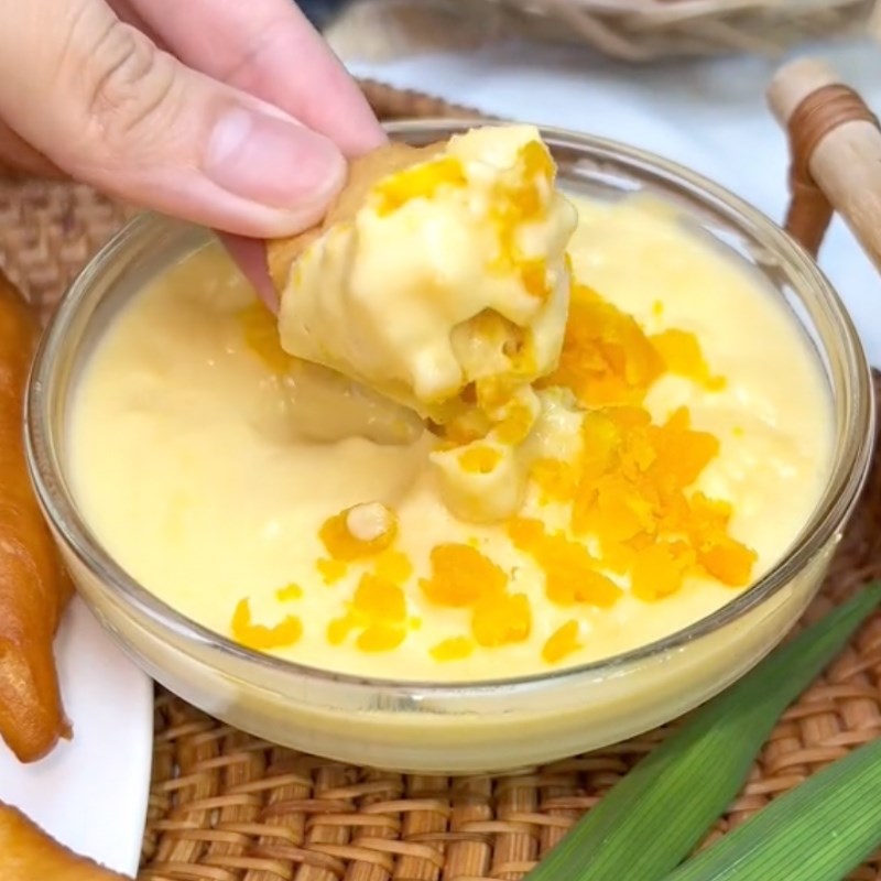 Bước 6 Thành phẩm Bánh quẩy chấm trứng muối
