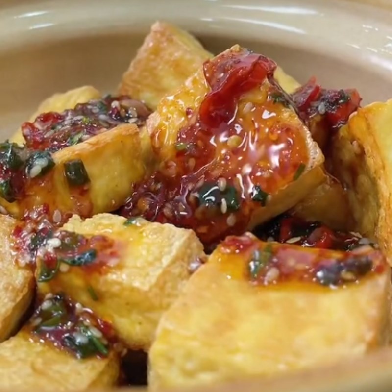 Bước 3 Trộn đậu hũ Đậu hũ sốt cay (Công thức được chia sẻ từ Tiktok Vào bếp cùng Điện máy XANH)