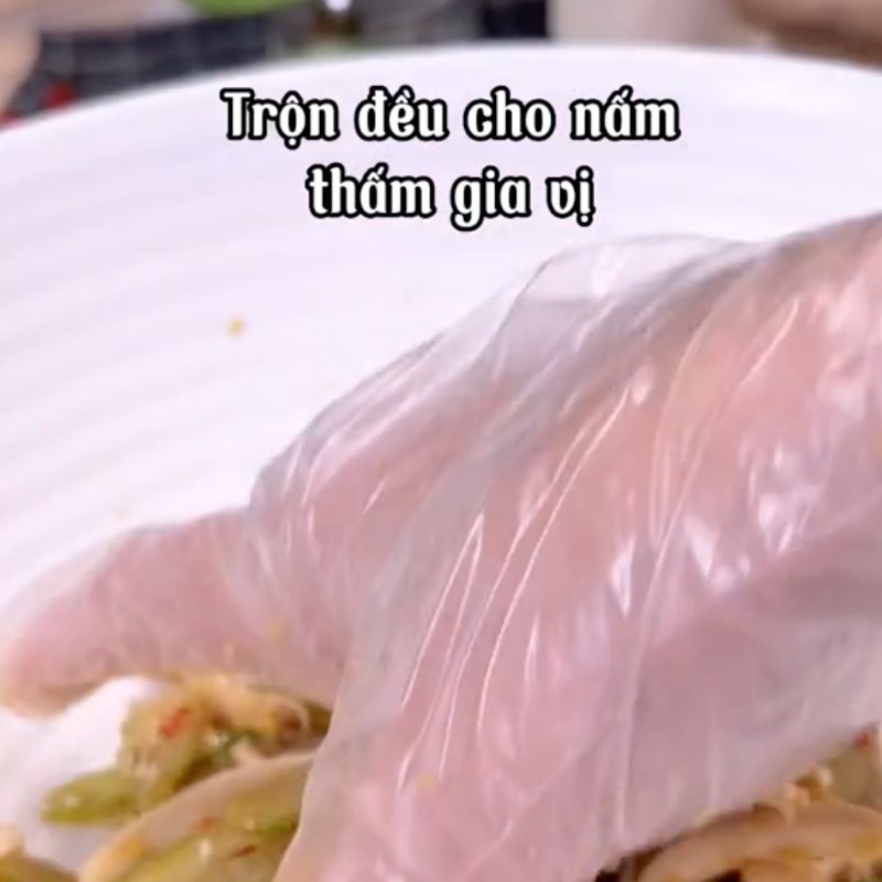 Bước 2 Trộn trạo nấm Chạo nấm chay