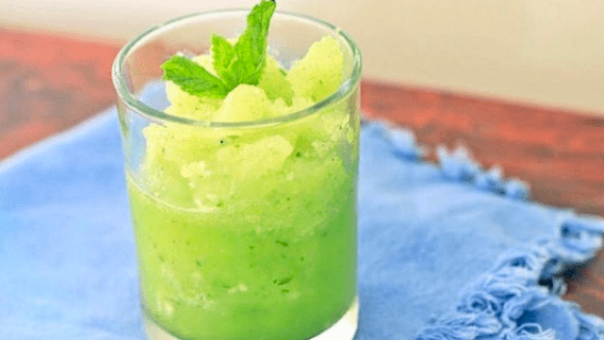 Món chanh tuyết cùng máy xay đa năng Panasonic