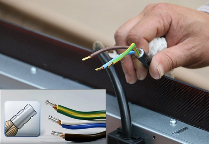 Kết nối điện, kiểm tra độ an to&agrave;n của bếp