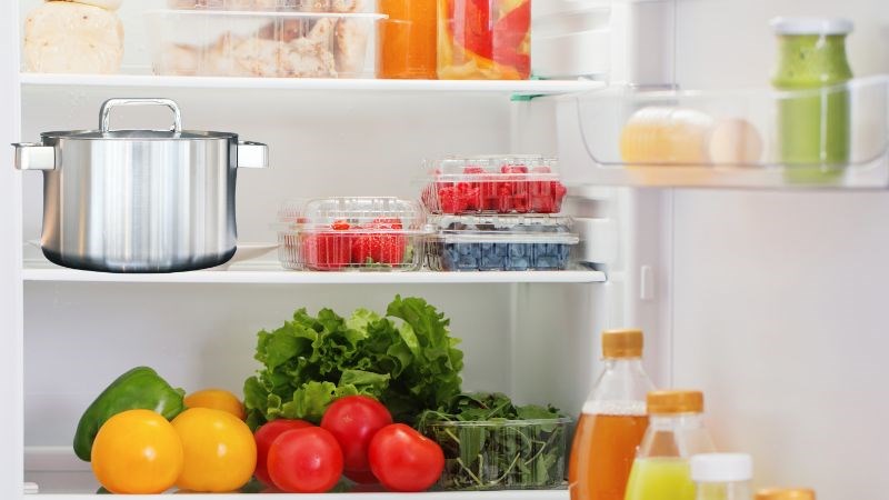 C&oacute; n&ecirc;n để nồi inox trong tủ lạnh?