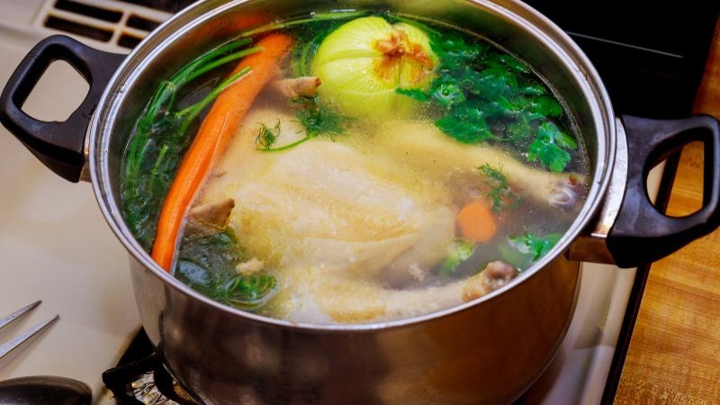 D&ugrave;ng nồi inox kh&ocirc;ng đ&uacute;ng c&ocirc;ng dụng