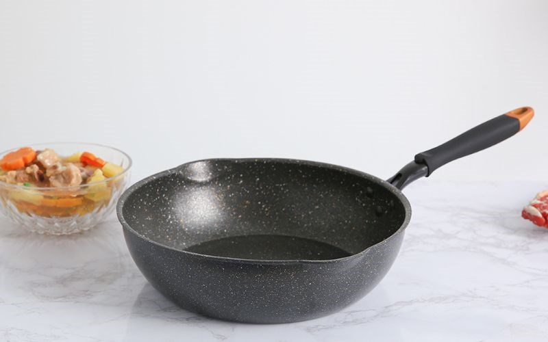 Chảo nh&ocirc;m s&acirc;u chống d&iacute;nh v&acirc;n đ&aacute; đ&aacute;y từ 30cm Kangaroo KG662XL