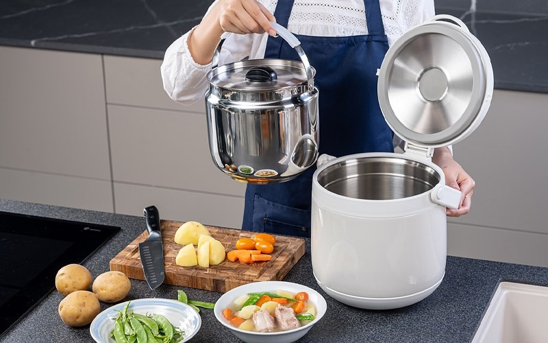 Kh&ocirc;ng n&ecirc;n x&agrave;o r&aacute;n thức ăn