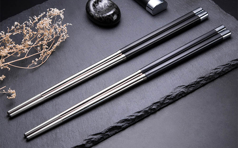 Đũa th&eacute;p kh&ocirc;ng gỉ