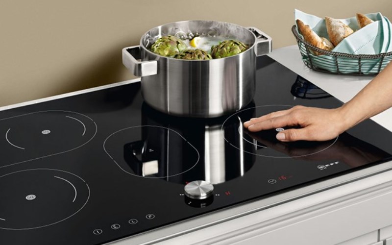 Do nguồn điện bếp từ kh&ocirc;ng ổn định