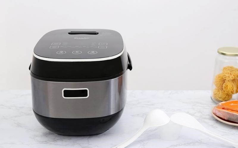 nồi cơm cao tần Sharp 1.8 l&iacute;t KS-IH191V-BK