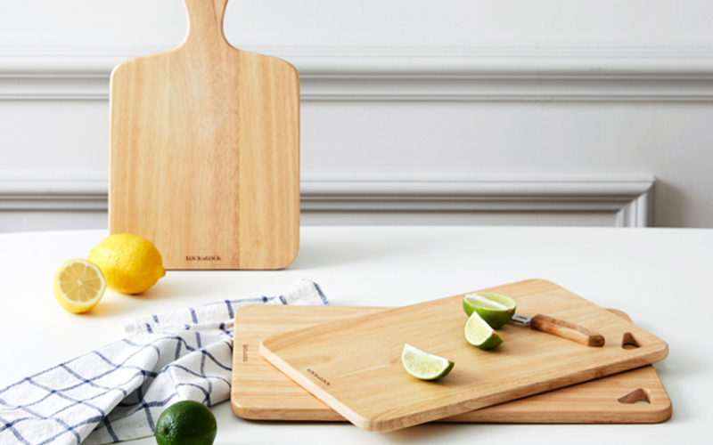 Ưu điểm của thớt gỗ cao su