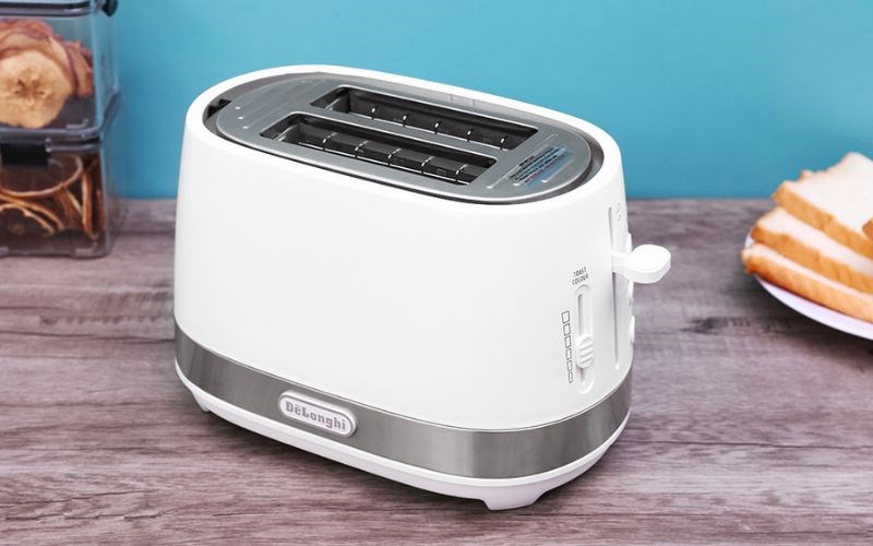 M&aacute;y nướng b&aacute;nh m&igrave; Delonghi CTLA2103.W