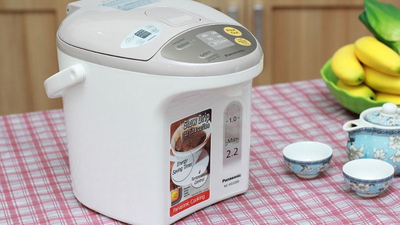 B&igrave;nh thủy điện Panasonic NC-EG2200CSY 2.2 l&iacute;t