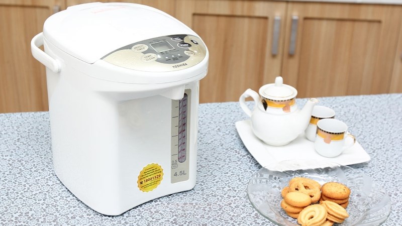 B&igrave;nh thủy điện Toshiba PLK-45SF(WT)VN 4.5 l&iacute;t