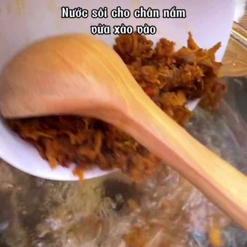 Bước 3 Nấu nước dùng Bún kèn chay nấm hương