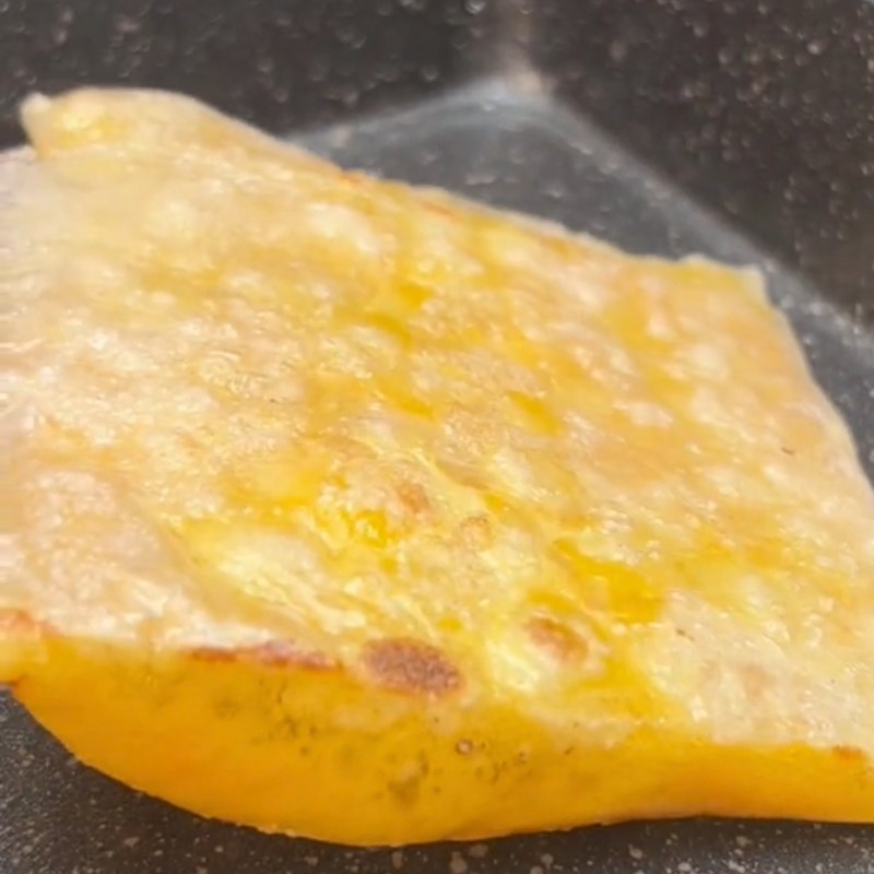 Bước 2 Chế biến Bánh tráng phô mai