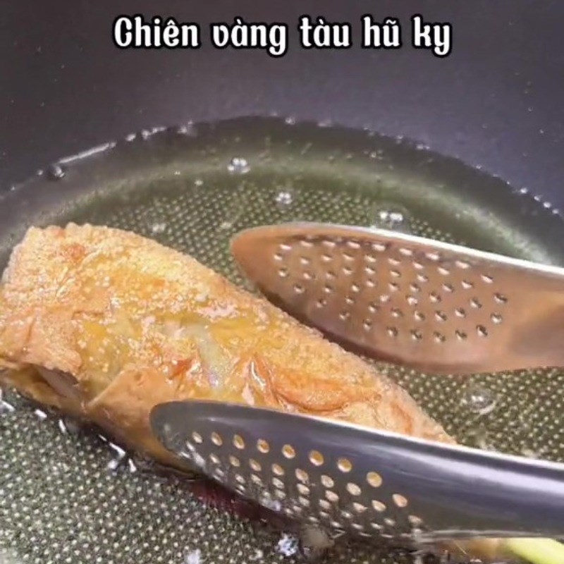 Bước 6 Chiên phù trúc cuộn Phù trúc cuộn khoai