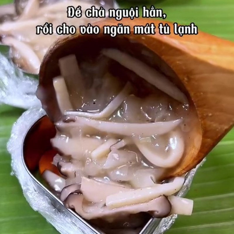 Bước 4 Đổ khuôn Chả nấm chay rau câu