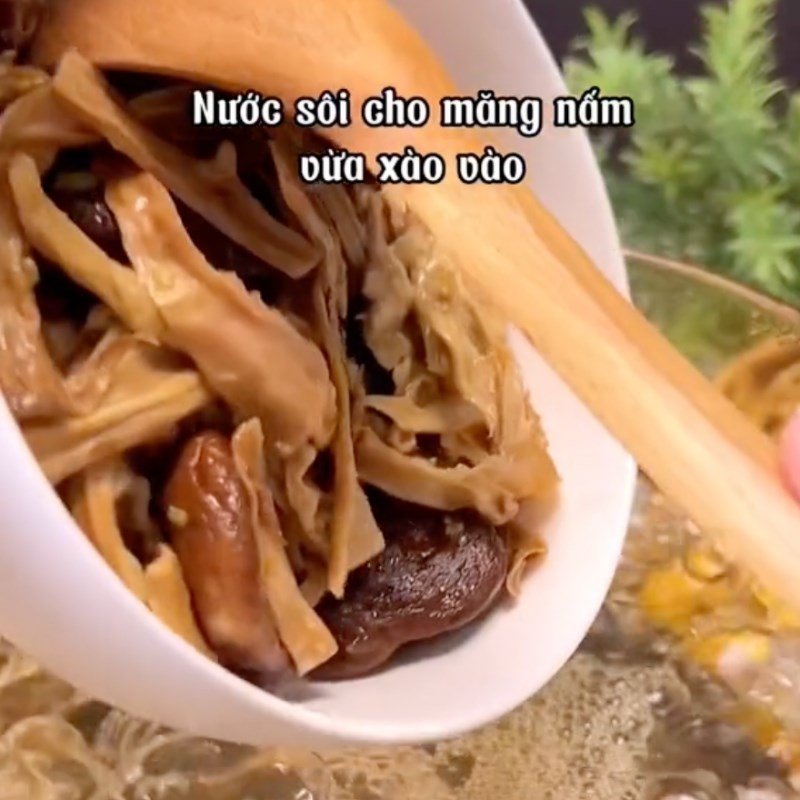 Bước 3 Hầm nước rau củ và nấu nước dùng Bún măng chay (Công thức từ kênh tiktok Bếp chay XANH)