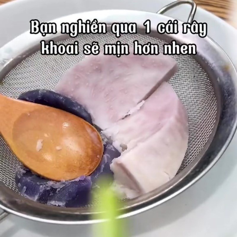 Bước 1 Hấp khoai Phù trúc cuộn khoai