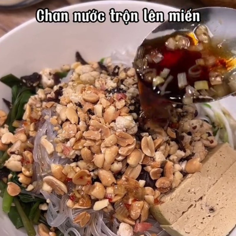 Bước 5 Hoàn thành Miến trộn chay (Công thức được chia sẻ từ Tiktok Bếp chay XANH)