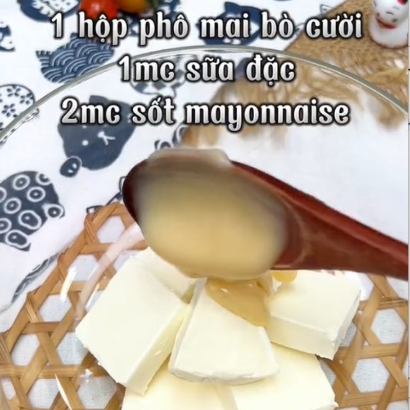 Bước 2 Làm nhân Hoành thánh cua phô mai