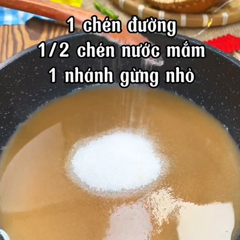 Bước 2 Làm nước sốt me Khô mực rim me (Công thức được chia sẻ từ TikTok Vào bếp cùng KitchenAZ)