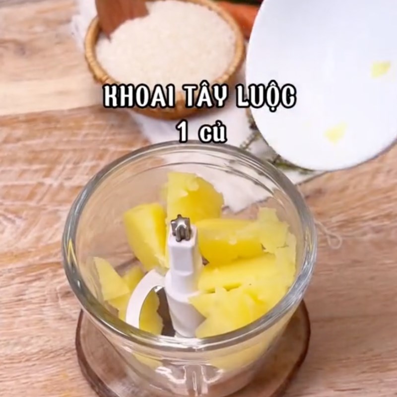 Xay nhuyễn hỗn hợp làm sốt