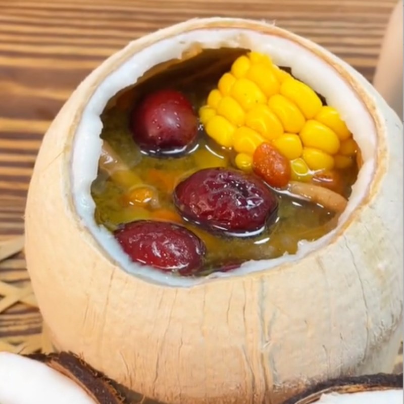 Bước 3 Thành phẩm Bồ câu hầm trái dừa (Công thức được chia sẻ tuef Tiktok Vào bếp cùng Điện máy XANH)