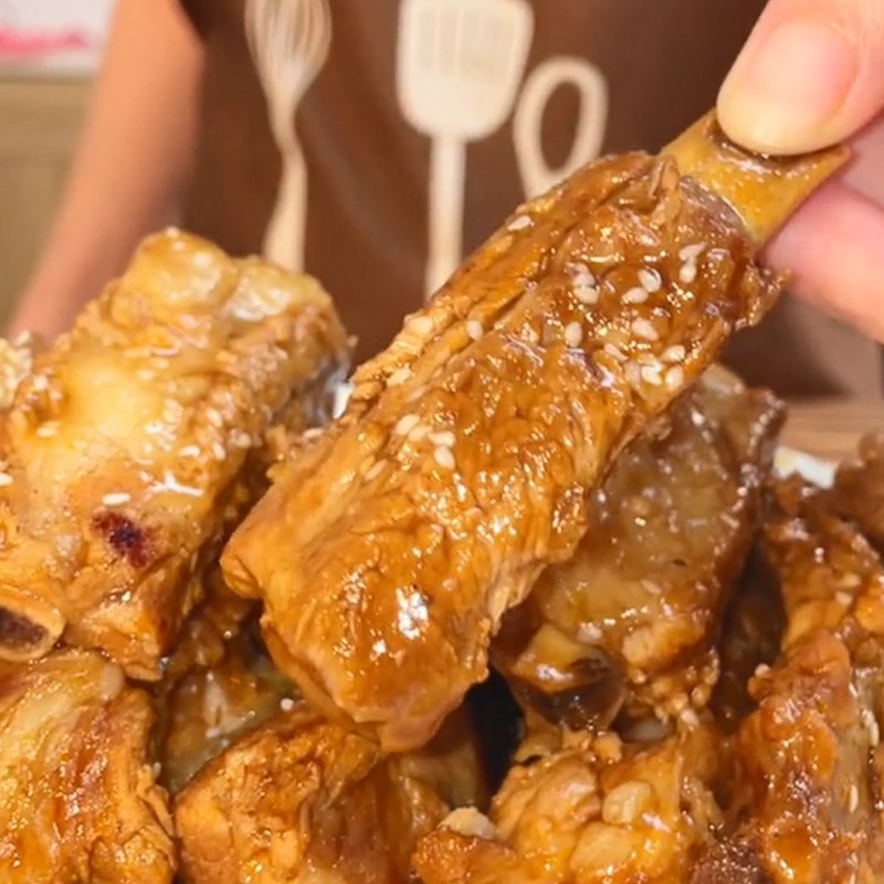 Bước 3 Thành phẩm Sườn kho coca (Công thức được chia sẻ từ TikTok Vào bếp cùng Điện máy XANH)