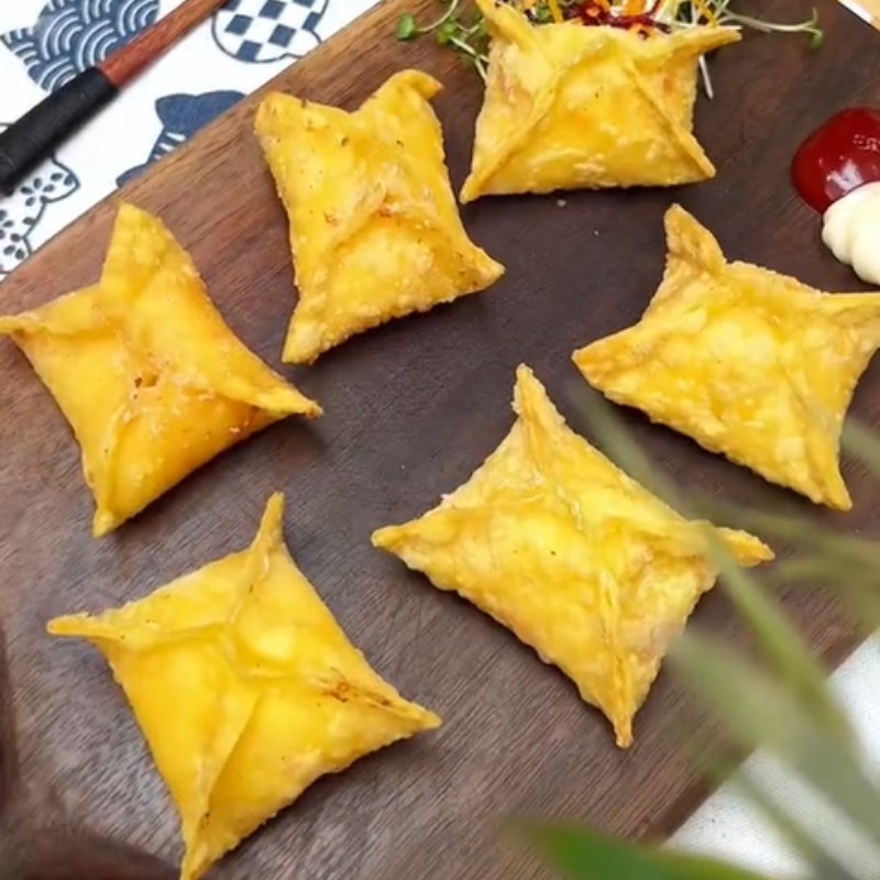 Bước 4 Thành phẩm Hoành thánh cua phô mai