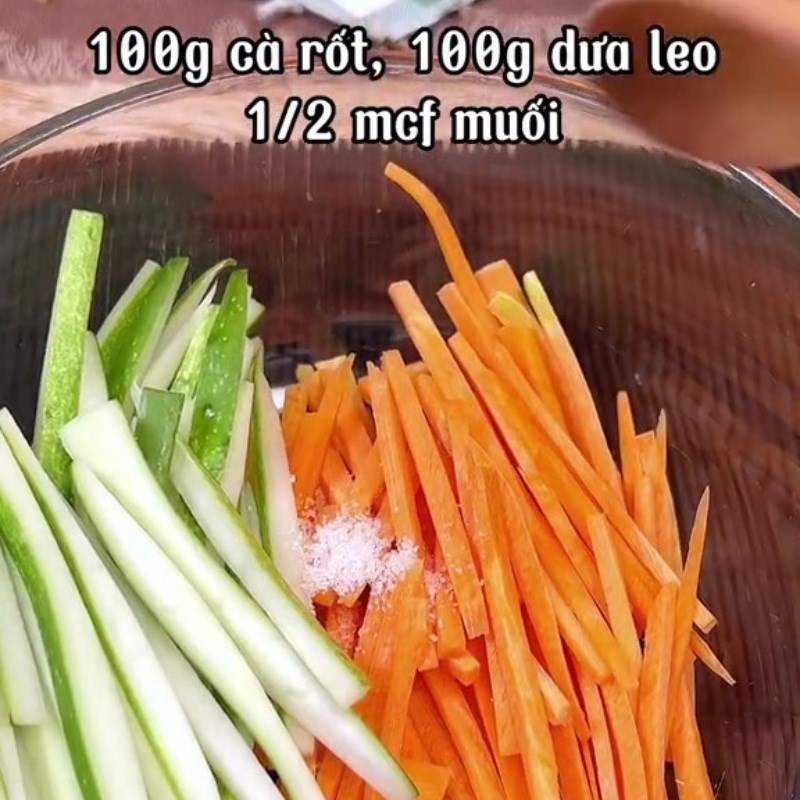 Bước 2 Trộn gỏi Gỏi nấm chanh dây (Công thức được chia sẻ từ Tiktok Bếp chay XANH)