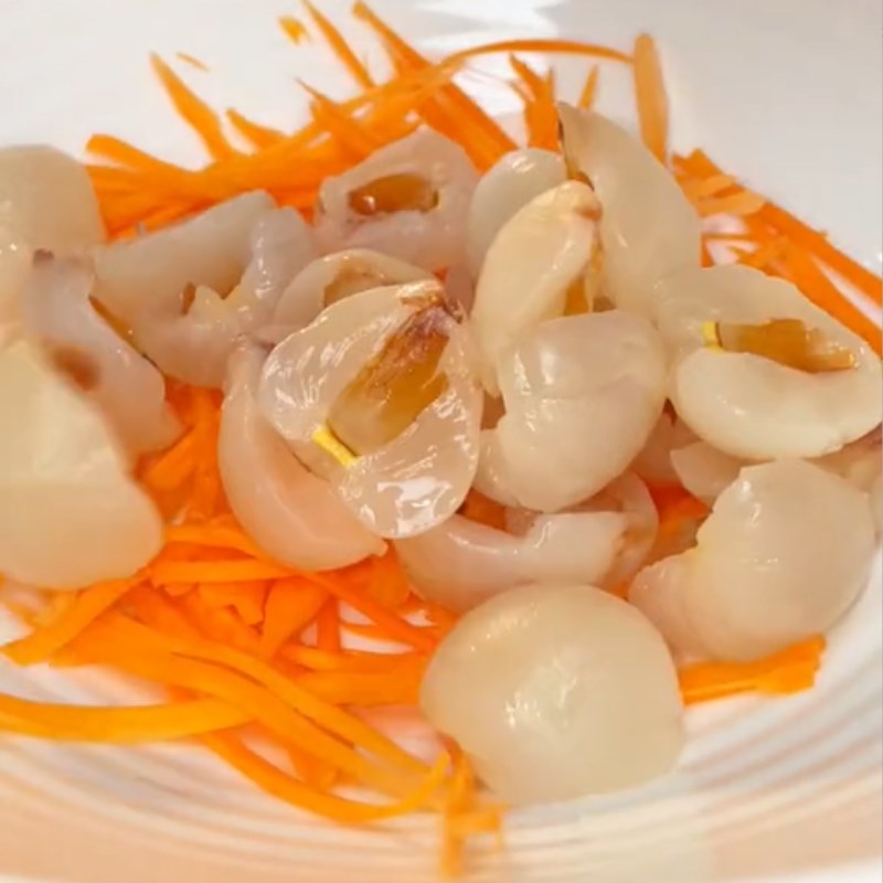 Bước 3 Trộn gỏi Gỏi vải tôm thịt