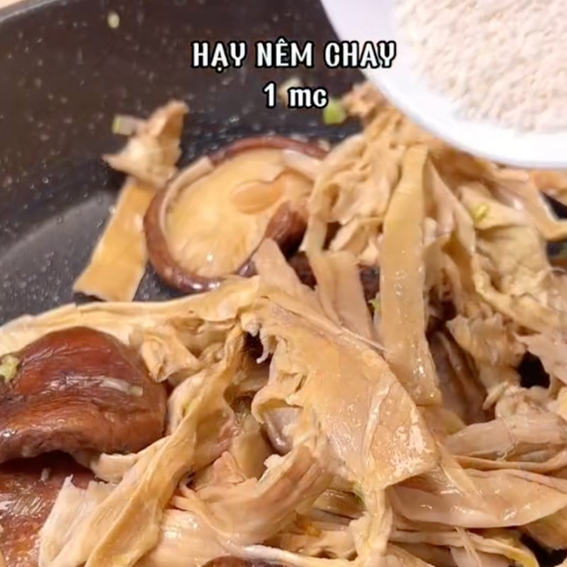 Bước 2 Xào măng Bún măng chay (Công thức từ kênh tiktok Bếp chay XANH)