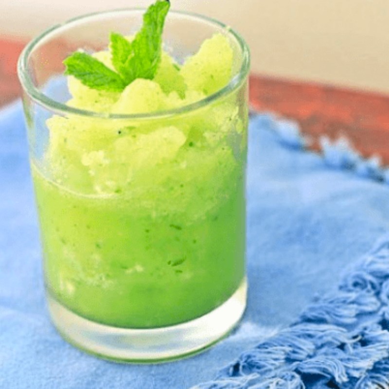 Bước 2 Xay đá Món chanh tuyết cùng máy xay đa năng Panasonic