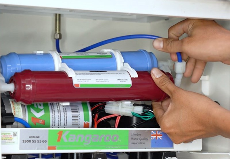 Xả kh&iacute; cho l&otilde;i lọc