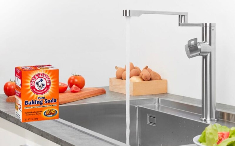 V&ograve;i rửa ch&eacute;n n&oacute;ng lạnh đồng Malloca K060-S 