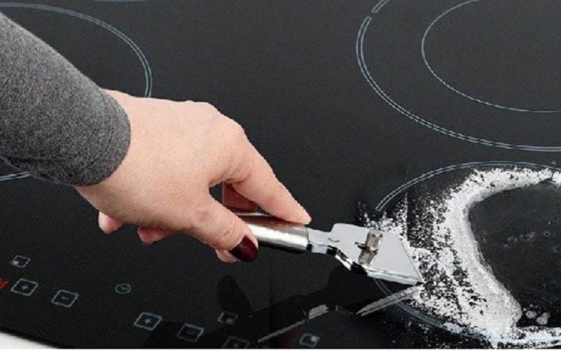 Dao vệ sinh bếp từ l&agrave; g&igrave;?