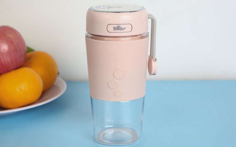 M&aacute;y xay sinh tố mini Bear LLJ-B03C1