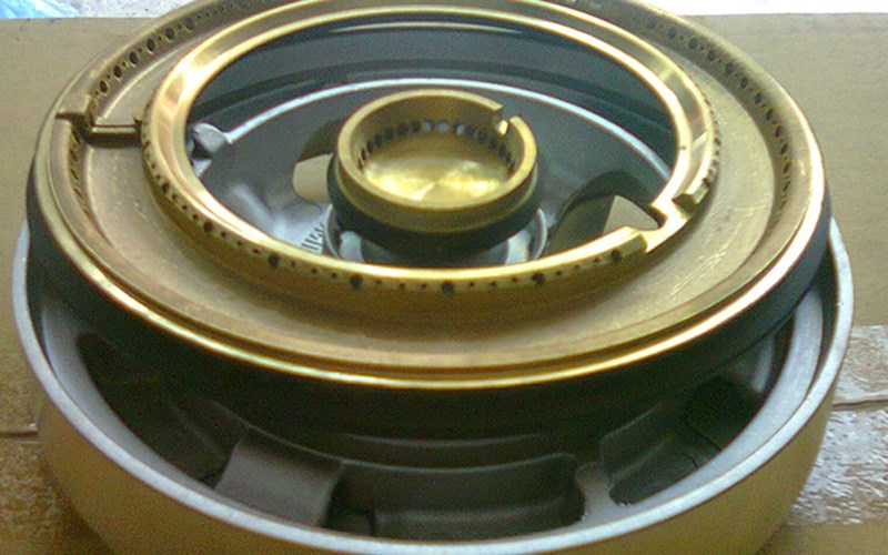 Điểm nổi bật của m&acirc;m chia lửa