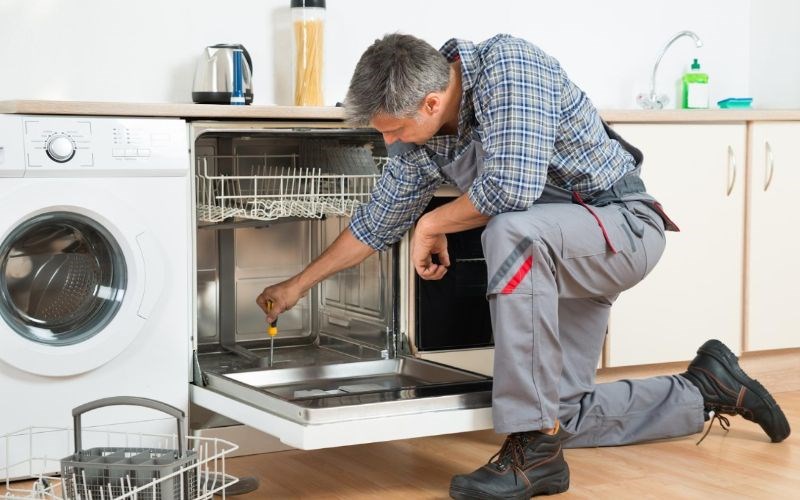 C&aacute;ch khắc phục m&atilde; lỗi E19 m&aacute;y rửa b&aacute;t Bosch