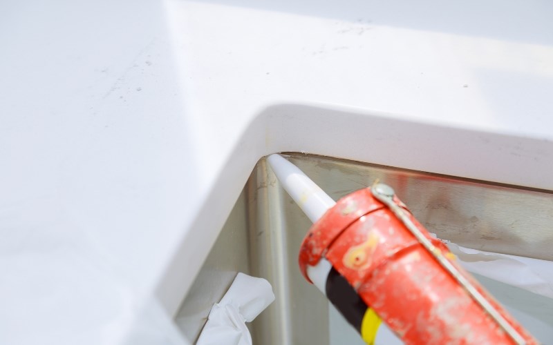 Các lỗi đối với keo gắn bồn rửa