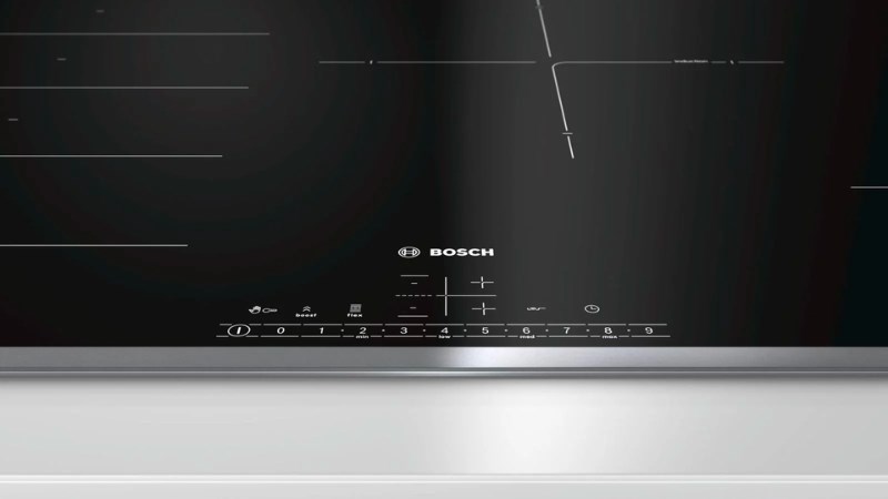 Bếp từ Bosch serie 6 c&oacute; bảng điều khiển nhạy b&eacute;n, nhiều v&ugrave;ng nấu