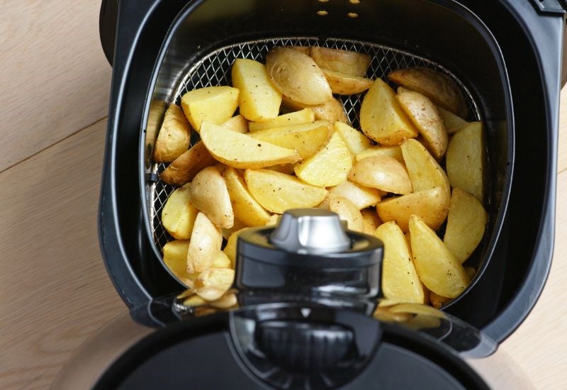 Cho qu&aacute; nhiều thực phẩm